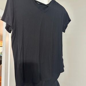 Old Navy Black and White Relaxed Short Sleeve Tee